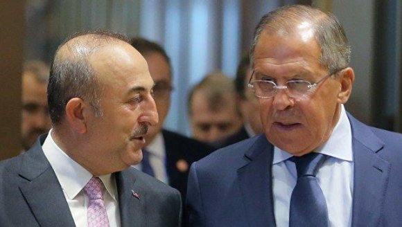 Mövlud Çavuşoğlu rusiyalı həmkarı ilə Dohada görüş keçirib