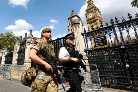 Londonda terakt hazırlamaqda şübhəli bilinən şəxs saxlanılıb