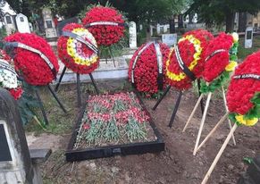 Sevgimizin yanında əklil çox balacadı – Baloğlan Əşrəfovun dəfni haqda dost sözü