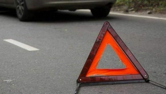 Saatlıda avtomobil piyadanı vuraraq öldürüb
