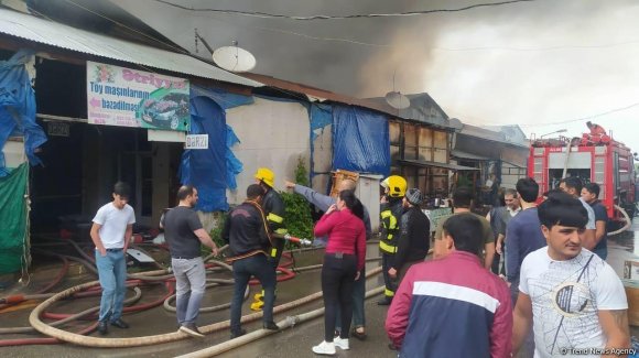 Bərdədə yanan bazar söndürülüb – VİDEO – YENİLƏNİB