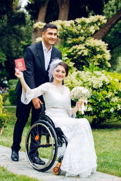 Vüsalə Kərimova Vətən Müharibəsi iştirakçısı ilə evləndi - FOTO