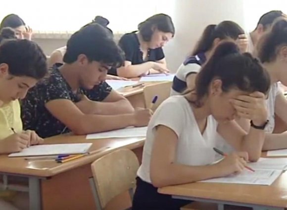 Bu gün növbəti buraxılış imtahanları keçiriləcək