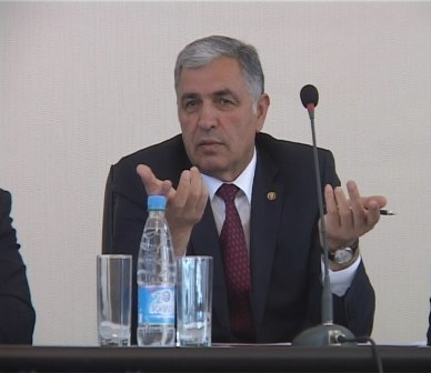 Alı Qocayev vətəndaşı ÇİLƏDƏN ÇIXARIB - Prezidentə müraciət olundu - VIDEO