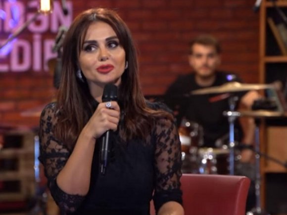 "Hamının içinə girib-çıxıram"- Günel Zeynalova