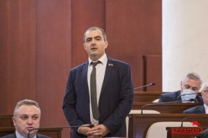 Belarusda deputata qarşı sui-qəsd cəhdi