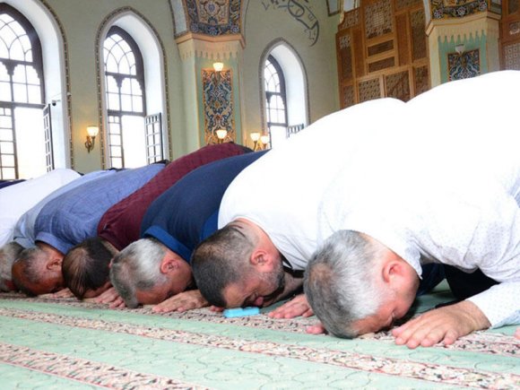 İyul ayının 20 və 21-də məscidlərdə birgə Bayram namazları qılınacaq