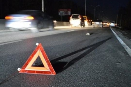 Bakı sakinini avtomobil vurub