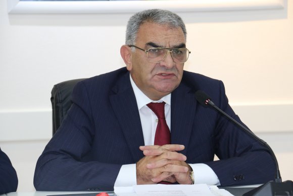 "45 saylı Notariat Kontorunun rəisi ilə əlbir olaraq..." - GİLEY