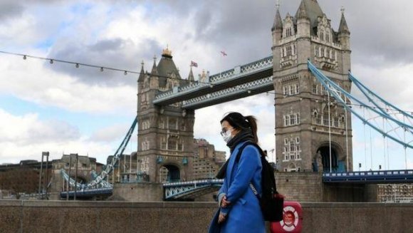 Britaniyada koronavirusa 32 253 yeni yoluxma halı qeydə alınıb