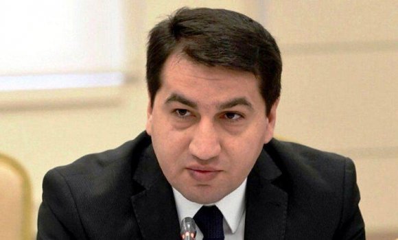 Hikmət Hacıyev sülhməramlıların mandatından danışdı: "Müzakirələr hələ davam edir"