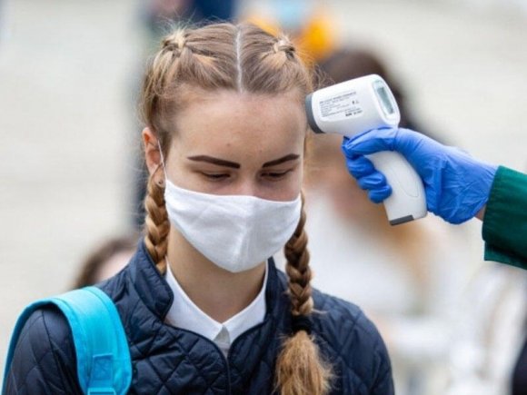 Dördüncü dalğa məktəb və universitetlərdən başlayacaq, bu qaçılmazdır - Virusoloqlar