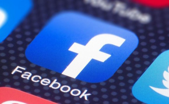 ABŞ və Kanadada "Facebook"un işində qüsurlar yaranıb