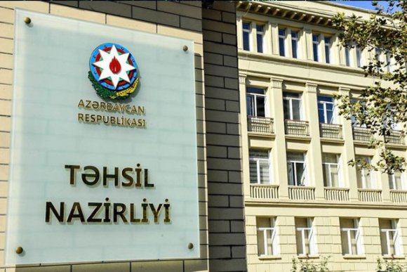  "İşlədiyim məktəbdə o qədər qanunsuz əmrlər verilib ki, nəticədə “Əmr kitabı” qeybə çəkilib" - Nazirə müraciət olundu