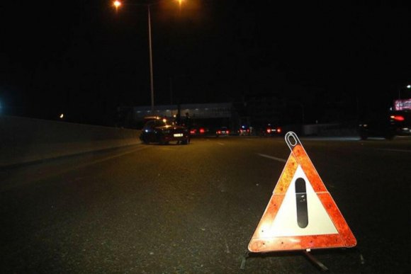 Yol qəzasında 2 nəfər həlak olub
