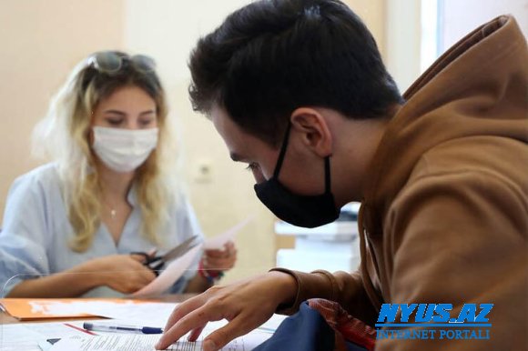 Tələbə və müəllimlər üçün yeni tələb qüvvəyə minib
