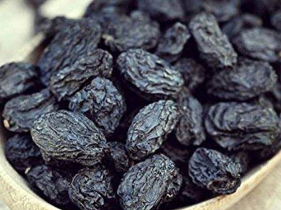 Qara kişmişin sağlamlığımız üçün İNANILMAZ FAYDALARI