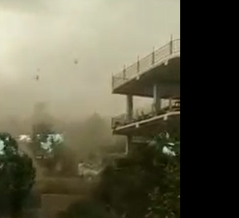 Ordubadda qasırğa, xətlər sıradan çıxdı, evlərin damı uçdu