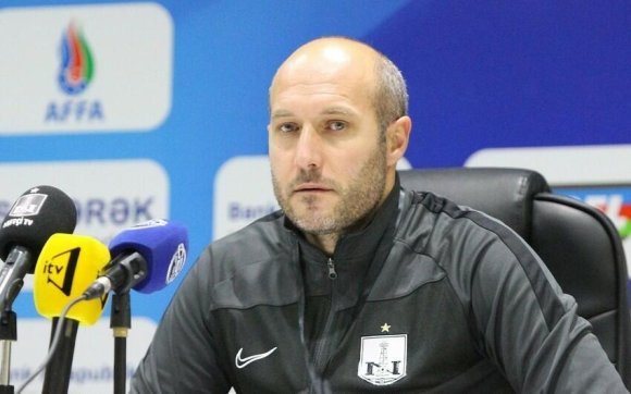 "Neftçi" Samir Abasovla vidalaşdı