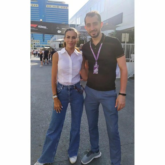 "Barselona"nın ulduz futbolçusunun həyat yoldaşı BAKIya gəldi