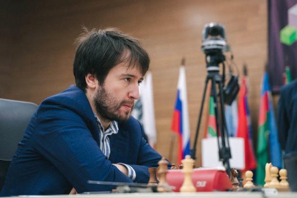 Teymur Rəcəbov yenə qalib gələ bilmədi