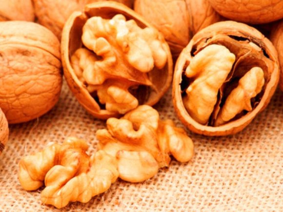 Damarları təmizləyən, qurdları öldürən, yaraları sağaldın QOZ QABIQLARININ DƏMLƏMƏSİ