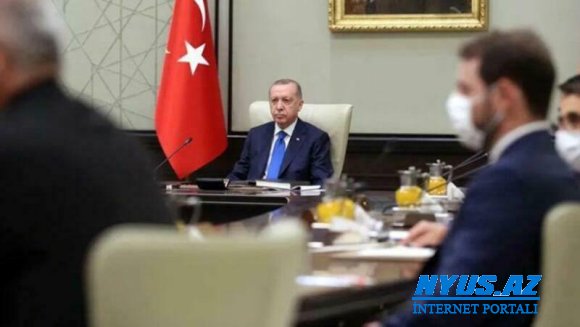 Ərdoğan kabineti toplayır: masada nələr var?