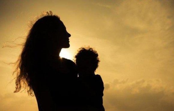 Bakıda ana övladları ilə birlikdə itkin düşdü