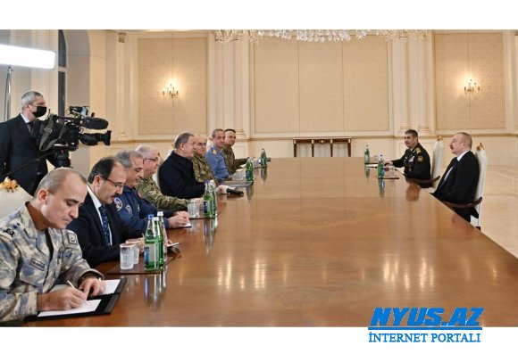 İlham Əliyev Hulusi Akarı qəbul edib