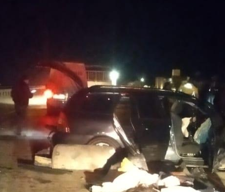 Avtomobil yük maşınına çırpılıb, ölən və xəsarət alanlar var