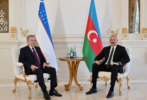Azərbaycan və Özbəkistan prezidentlərinin təkbətək görüşü olub