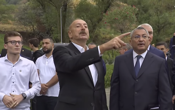 Prezident Rövşən Rzayevə irad tutdu - VİDEO