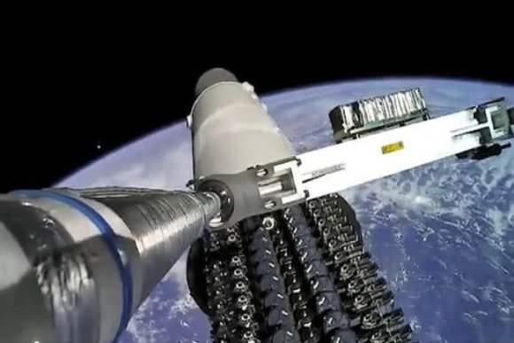 5000-ci Starlink peyki orbitə çıxarıldı
