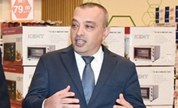 Zaur müəllimin işçiləri üçün qanun-manun mövcud deyil... - BU DA FAKT!!!