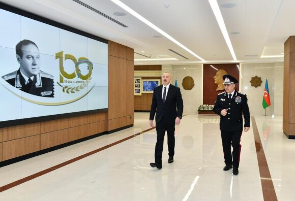 Prezident DTX-nin yeni inzibati binalarının açılışında iştirak edib
