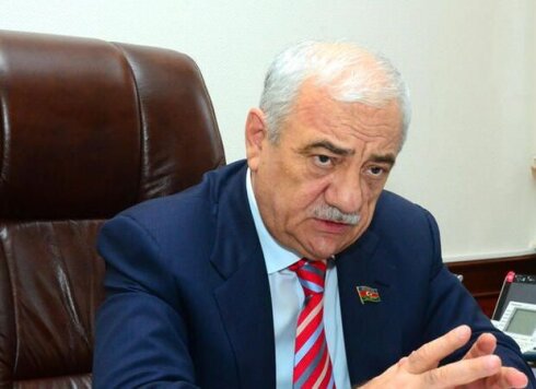 Həmkarlar İttifaqları Konfederasiyasında “putyovka” biznesi - Milyonlar necə “yeyilir”?