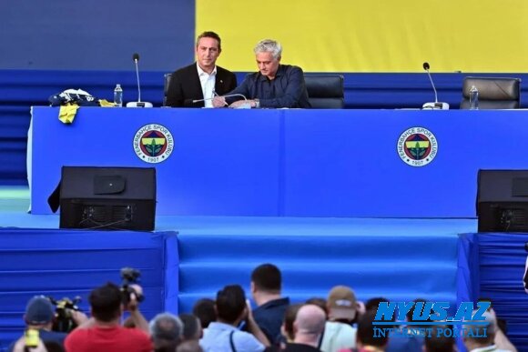 "Fənərbaxça" Joze Mourinyo ilə müqavilə imzalayıb