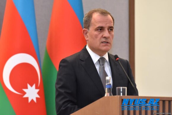 Ceyhun Bayramov İtaliya XİN başçısı ilə görüşdü