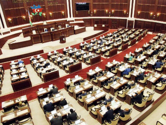 Deputatlığa namizədlərin ödənişsiz təşviqat apara biləcəyi media subyektləri açıqlandı - SİYAHI