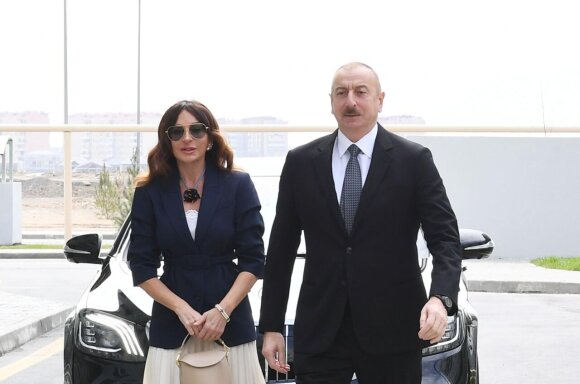 Prezident və birinci xanım Ağdamın Sarıcalı kəndinin birinci mərhələsinin açılışında iştirak ediblər - FOTO