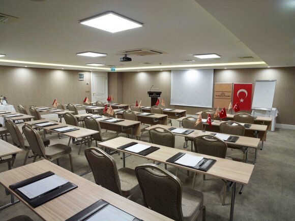 Türkiyədə məktəblər BAĞLANDI: fövqəladə tədbirlər...