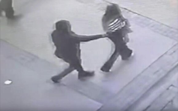 Evli qadını narahat edən kişi həbs edildi