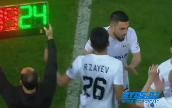 15 yaşında “Qarabağ”da ilk oyununa çıxdı