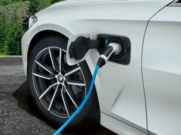 Elektrobilini kustar üsulla şarj edənlərə XƏBƏRDARLIQ