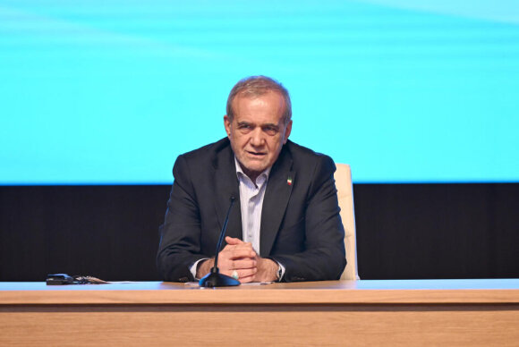 Məsud Pezeşkian Prezident İlham Əliyevi təbrik edib