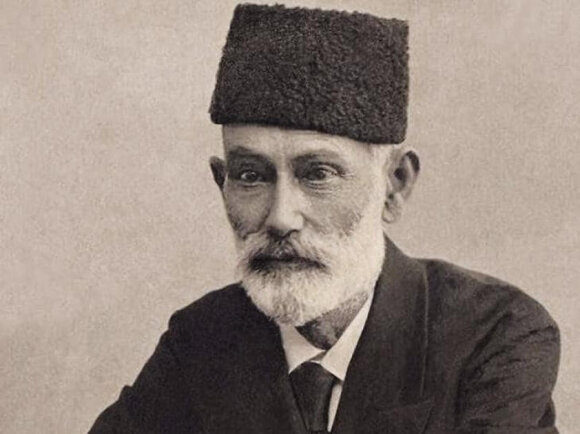 Bu gün Azərbaycan milli mətbuatının banisi Həsən bəy Zərdabinin doğum günüdür - FOTO
