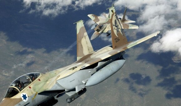 İsrail İranın qərbində raket və pilotsuz təyyarələrin saxlandığı yerlərə zərbələr endirib