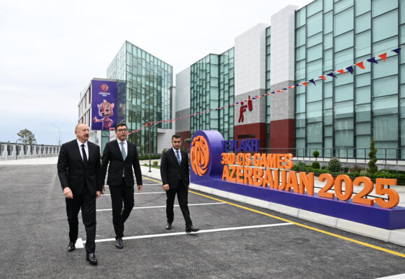 Prezident Yevlax Olimpiya İdman Kompleksinin açılışında iştirak edib -