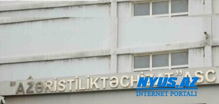 Burda vətəndaşı rəsmən QARƏT EDİRLƏR... - şikayət olunası yer də yoxdur...