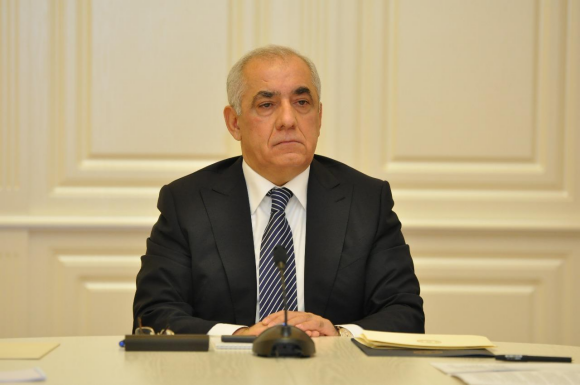 Əli Əsədov qərar imzaladı